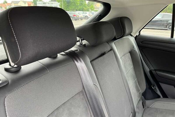Used Volkswagen T-Roc 2022 for sale - 75052809: Photo 24