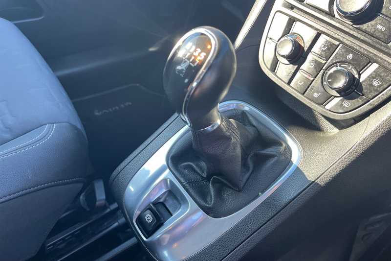 Used Vauxhall Meriva 2015 for sale - 78130810: Photo 37