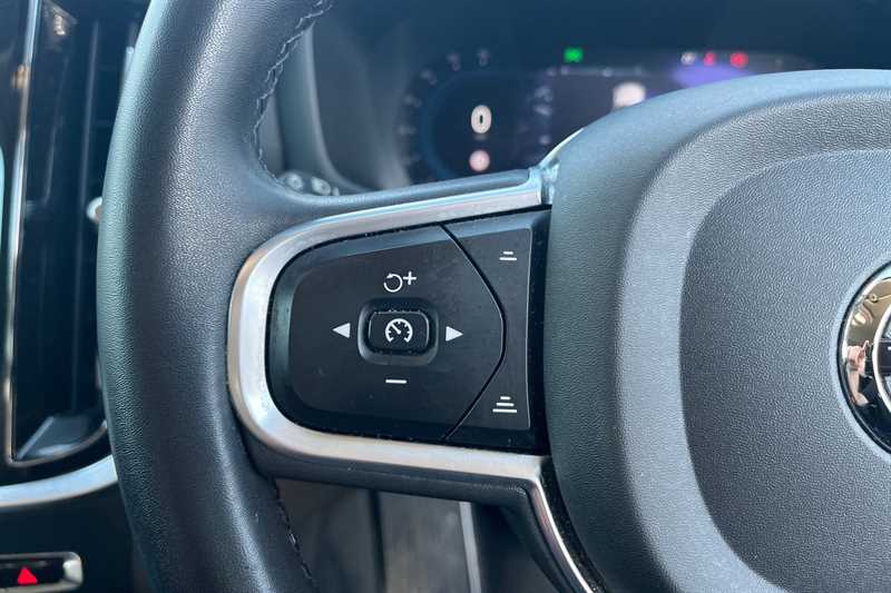 Used Volvo V60 2022 for sale - 76844087: Photo 21