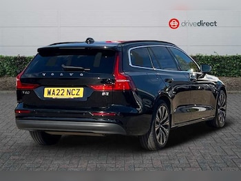 Used Volvo V60 2022 for sale - 76844087: Photo