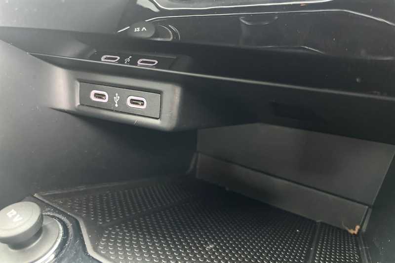 Used Volkswagen T-Roc 2023 for sale - 77788623: Photo 40