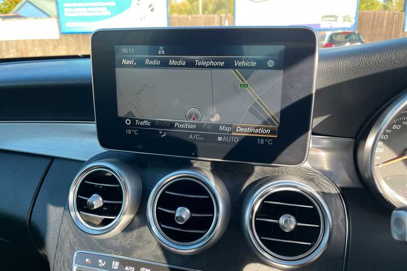 Used Mercedes-Benz C Class 2018 for sale - 76411809: Photo 18