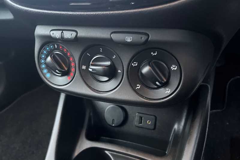 Used Vauxhall Corsa 2015 for sale - 76362455: Photo 15