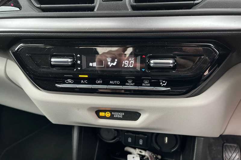 Used Suzuki Swift 2024 for sale - 77310212: Photo 15