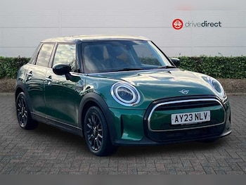 2023 - 1.5 Cooper Classic 5dr Auto [Comfort/Nav Pack]