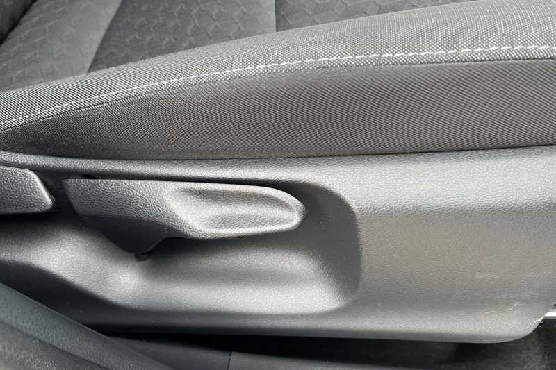 Used Toyota Yaris 2021 for sale - 77900153: Photo 26