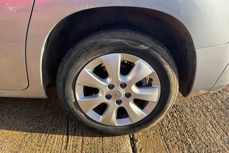 Used Vauxhall Combo Life 2019 for sale - 76929676: Photo 12