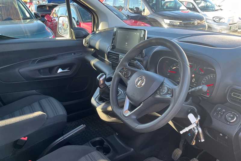 Used Vauxhall Combo Life 2019 for sale - 76929676: Photo 13