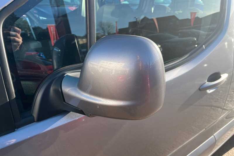 Used Vauxhall Combo Life 2019 for sale - 76929676: Photo 35