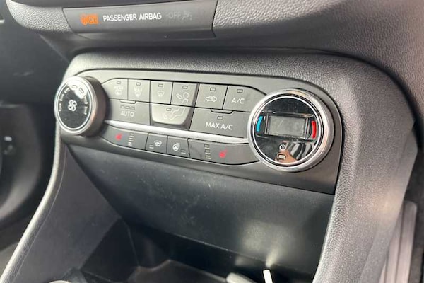 Used Ford Fiesta 2020 for sale - 75117377: Photo 15