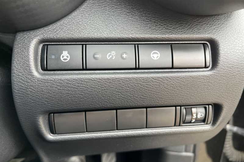 Used Nissan Juke 2023 for sale - 78208602: Photo 38