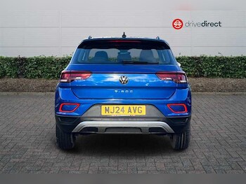 Used Volkswagen T-Roc 2024 for sale - 78130100: Photo