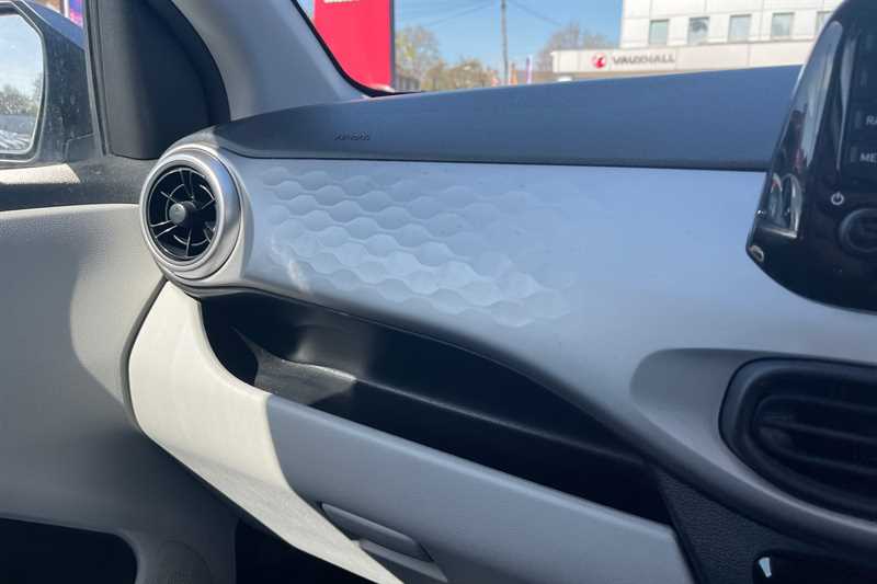 Used Hyundai i10 2024 for sale - 78174634: Photo 38