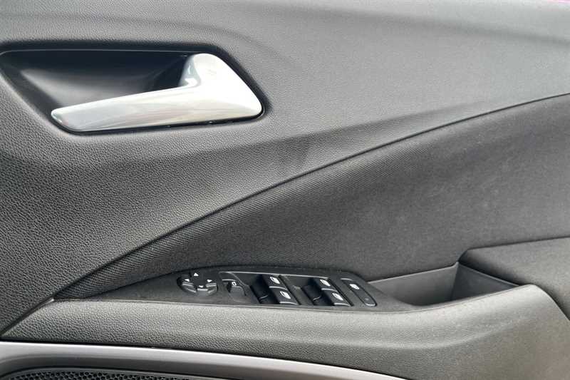 Used Vauxhall Crossland 2023 for sale - 78216674: Photo 16