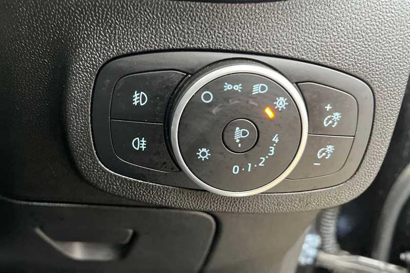 Used Ford Fiesta 2019 for sale - 78076239: Photo 40