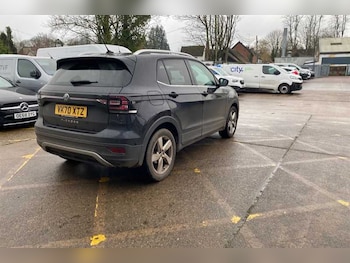 Used Volkswagen T-Cross 2020 for sale - 77430033: Photo