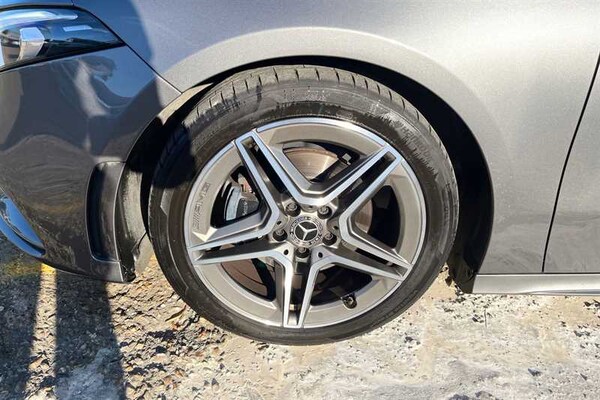Used Mercedes-Benz A-Class 2019 for sale - 76034937: Photo 10