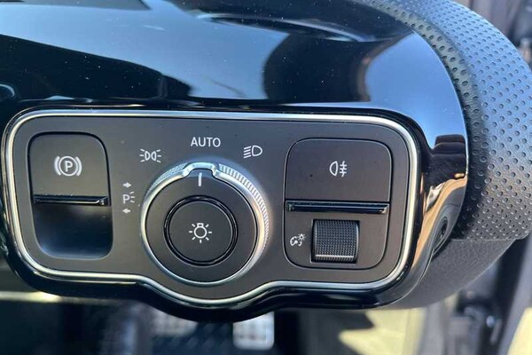 Used Mercedes-Benz A-Class 2019 for sale - 76034937: Photo 37