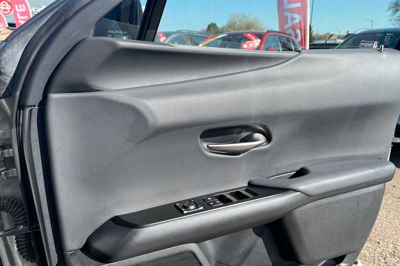 Used Lexus UX 2022 for sale - 77788255: Photo 16