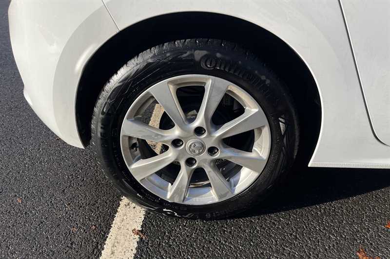 Used Vauxhall Corsa 2023 for sale - 76463868: Photo 9