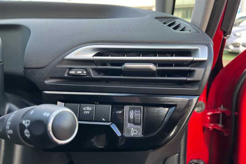 Used Citroen C4 2018 for sale - 76563957: Photo 37