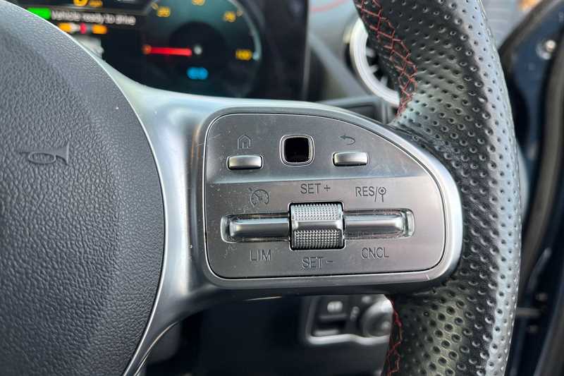 Used Mercedes-Benz EQA 2022 for sale - 77099303: Photo 22