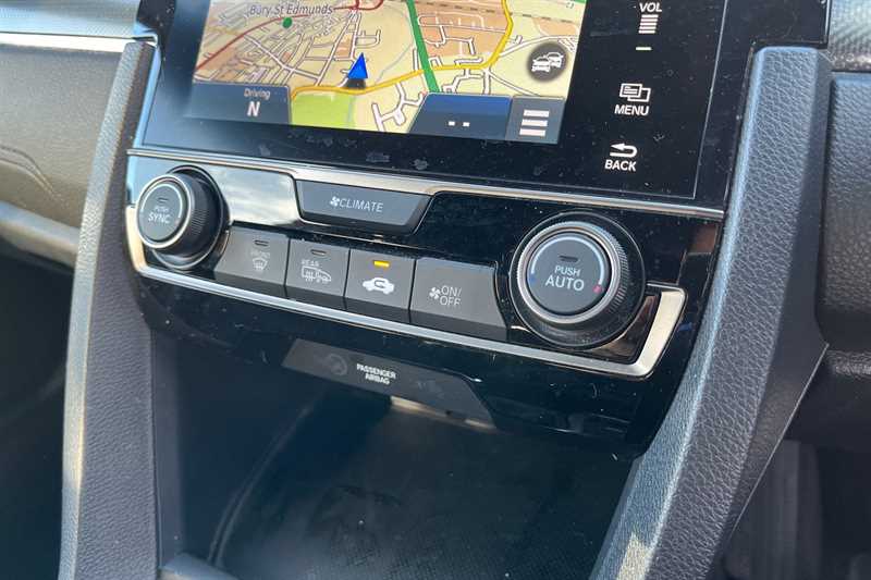 Used Honda Civic 2019 for sale - 76944759: Photo 15