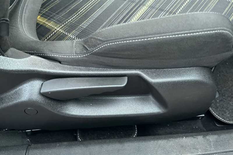 Used Vauxhall Corsa 2015 for sale - 76443145: Photo 26