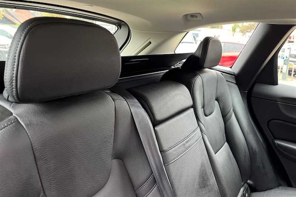 Used Volvo XC60 2020 for sale - 76176432: Photo 24