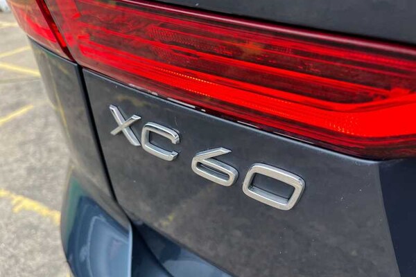 Used Volvo XC60 2020 for sale - 76176432: Photo 30