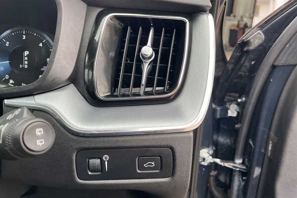 Used Volvo XC60 2020 for sale - 76176432: Photo 39