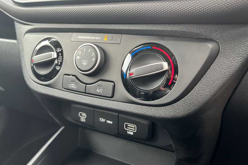 Used Hyundai i10 2025 for sale - 76756636: Photo 15