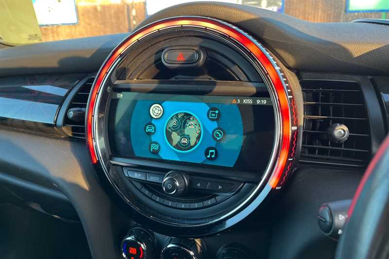 Used MINI Hatch 2018 for sale - 77481839: Photo 17