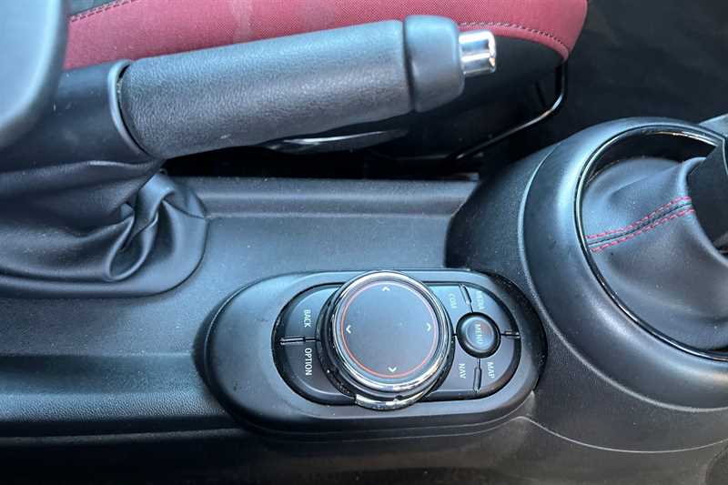 Used MINI Hatch 2018 for sale - 77481839: Photo 39