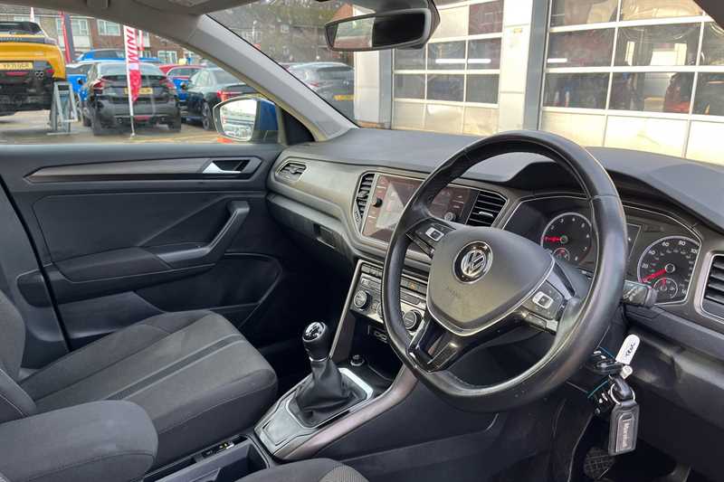Used Volkswagen T-Roc 2018 for sale - 77018540: Photo 14