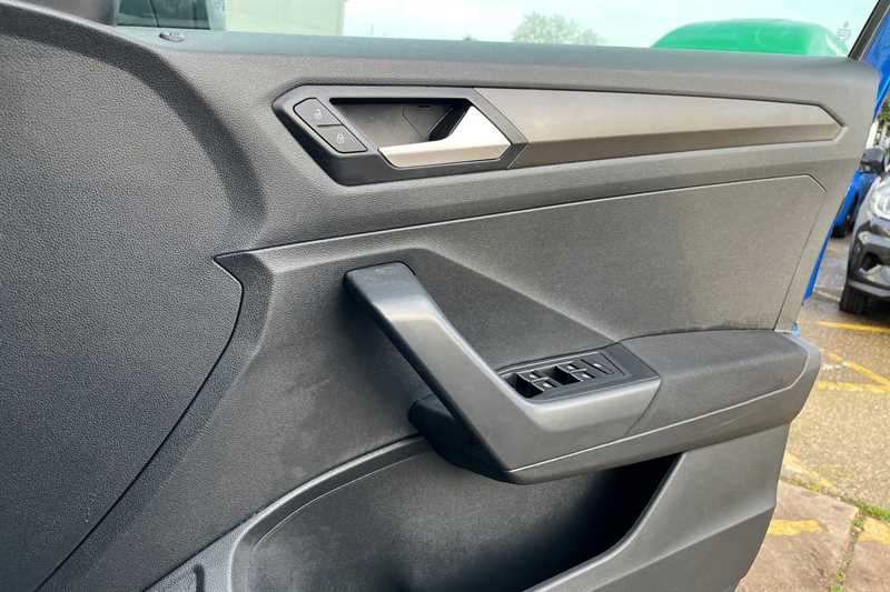 Used Volkswagen T-Roc 2018 for sale - 77018540: Photo 16