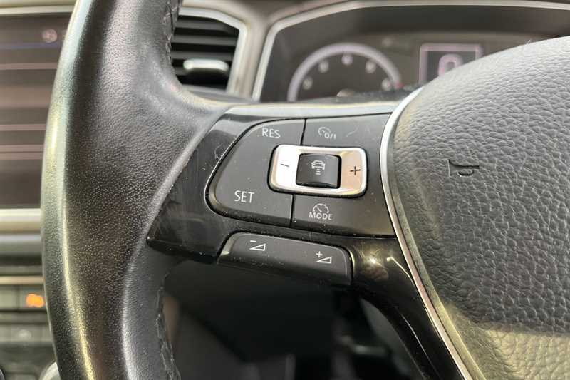 Used Volkswagen T-Roc 2018 for sale - 77018540: Photo 21