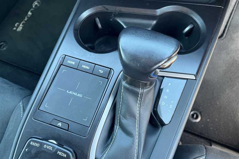 Used Lexus UX 2022 for sale - 77772664: Photo 39