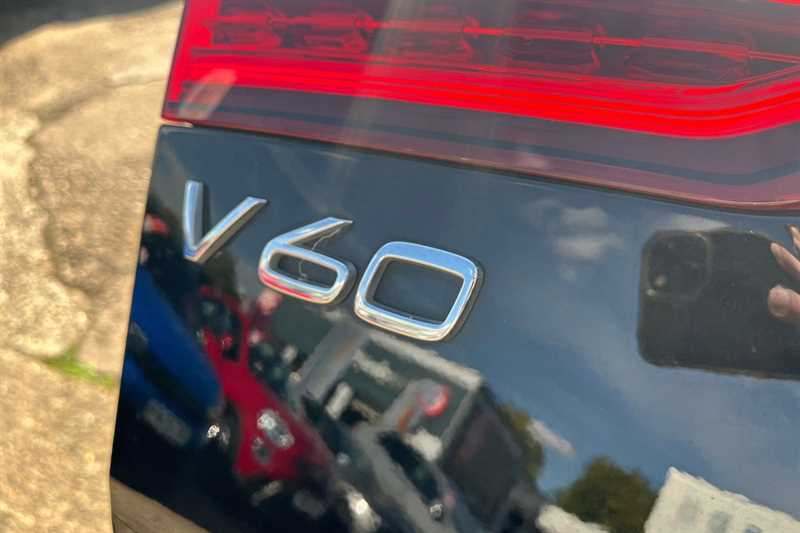 Used Volvo V60 2022 for sale - 76955666: Photo 30