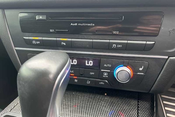 Used Audi S6 Avant 2017 for sale - 76204360: Photo 15