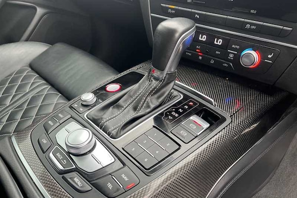 Used Audi S6 Avant 2017 for sale - 76204360: Photo 40