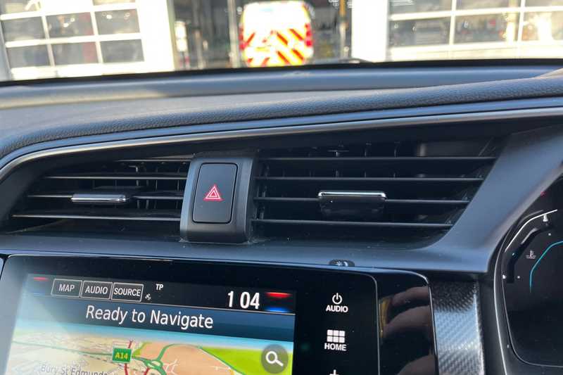 Used Honda Civic 2019 for sale - 76564042: Photo 40