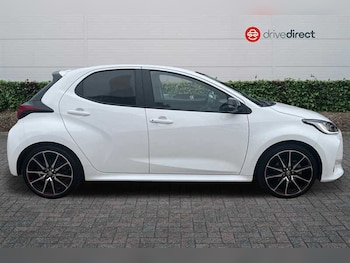 Used Toyota Yaris 2023 for sale - 76503159: Photo