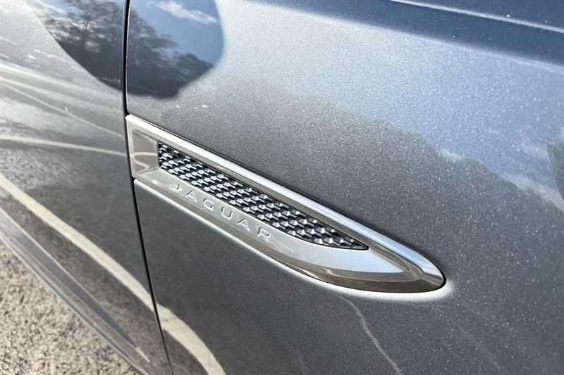 Used Jaguar E-Pace 2018 for sale - 76448563: Photo 37