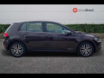 Used Volkswagen Golf 2017 for sale - 75302883: Photo