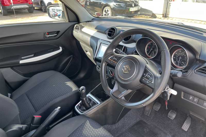 Used Suzuki Swift 2024 for sale - 76096680: Photo 13