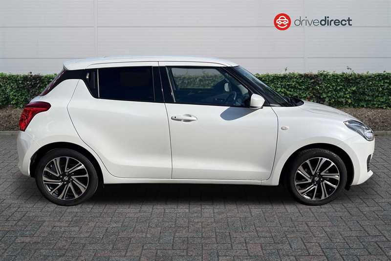 Used Suzuki Swift 2024 for sale - 76096680: Photo 2