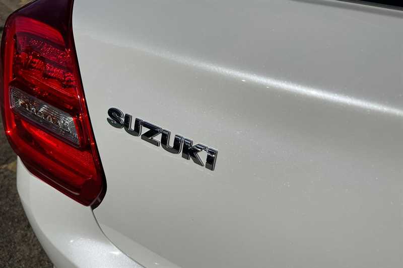 Used Suzuki Swift 2024 for sale - 76096680: Photo 30