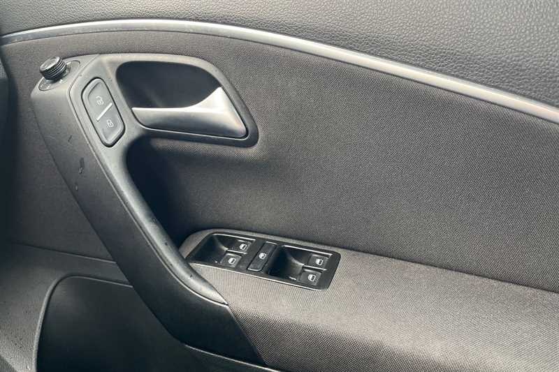 Used Volkswagen Polo 2016 for sale - 78222178: Photo 16