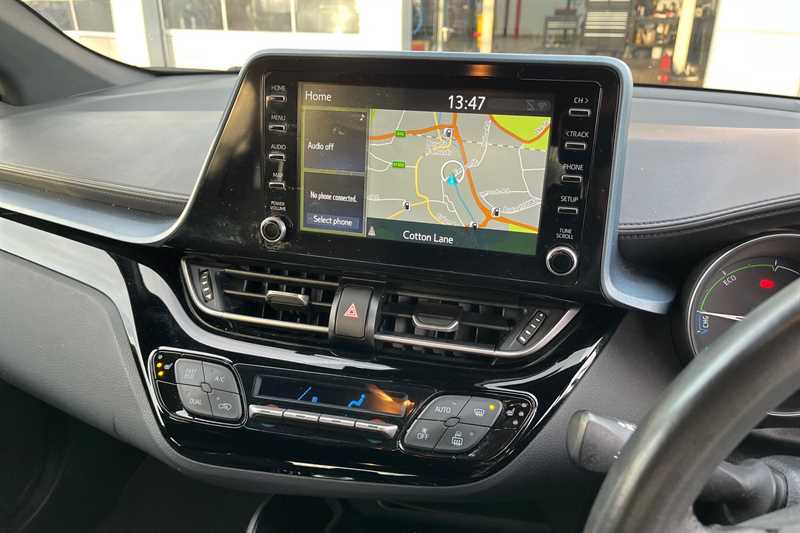 Used Toyota C-HR 2020 for sale - 77894988: Photo 40